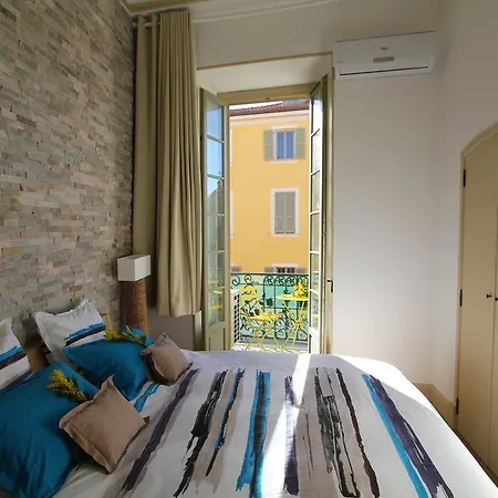 Hotel apartamentowy Garibaldi 4*