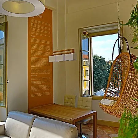 Apart Otel Garibaldi 4*