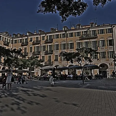 Garibaldi Apart Otel 4*