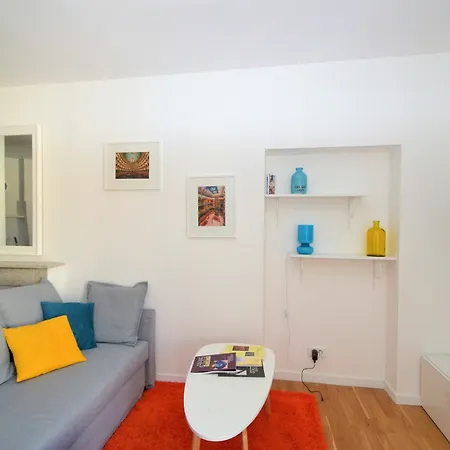 Garibaldi Apart Otel 4*
