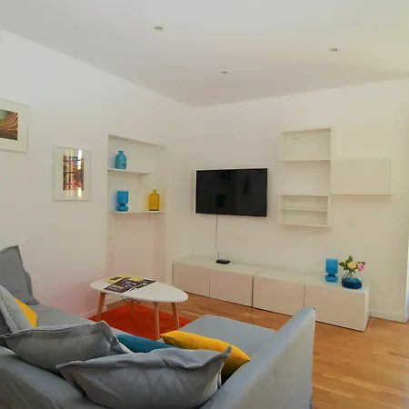 Apart Otel Garibaldi